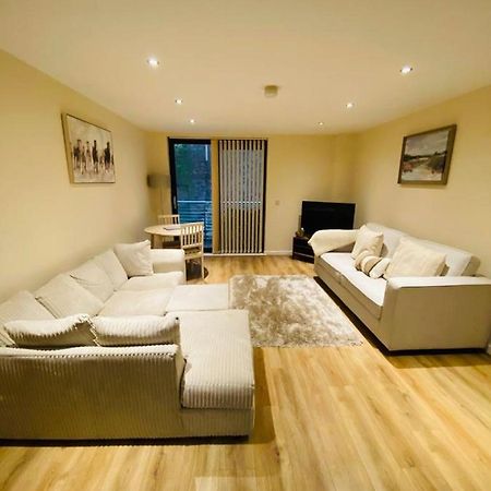 Liverpool City Centre Modern Apartment Fits 6 People Экстерьер фото