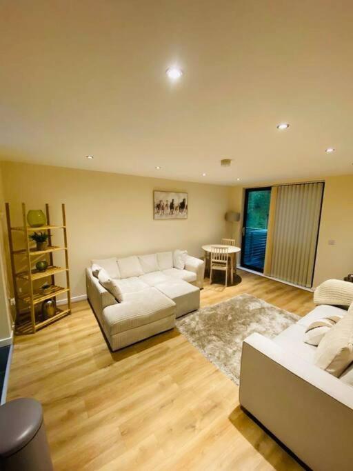Liverpool City Centre Modern Apartment Fits 6 People Экстерьер фото