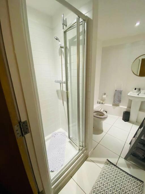 Liverpool City Centre Modern Apartment Fits 6 People Экстерьер фото